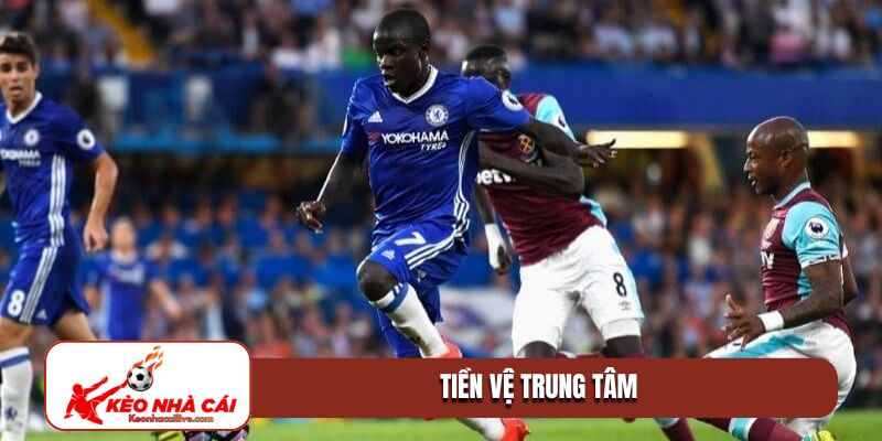 tiền vệ trung tâm